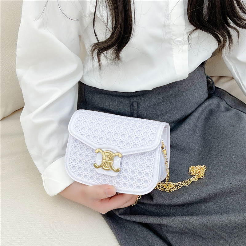 Summer foreign trade live-streaming bestseller Women's bag 2025 New PVC woven pattern jelly bag simple single-shoulder crossbody small bag Application Scenario