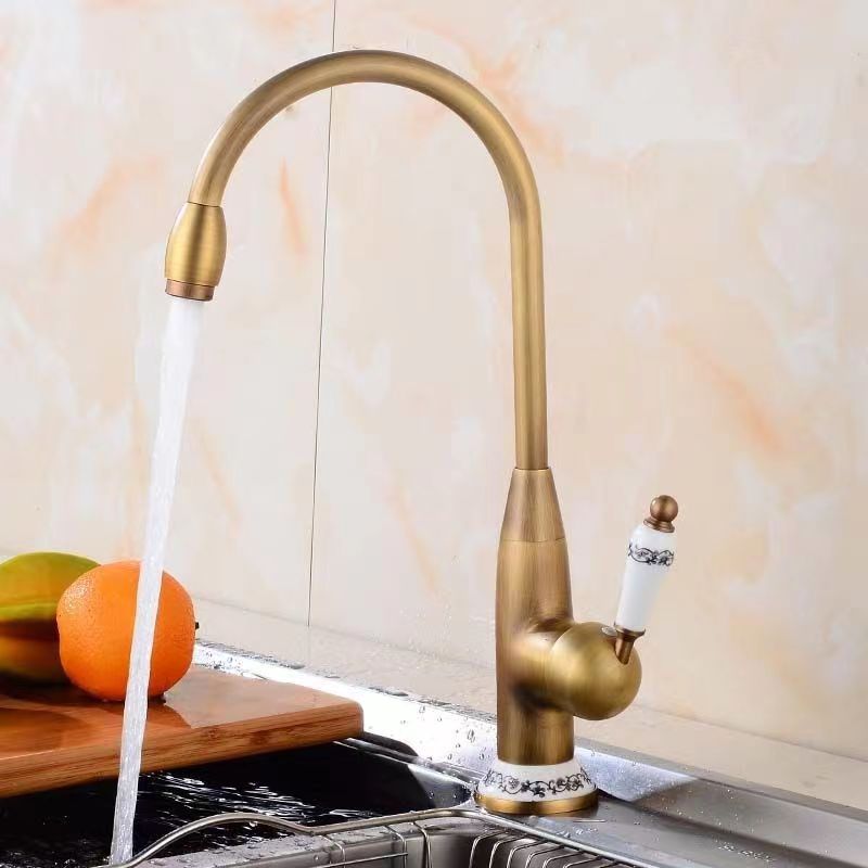 Antique all-copper vegetable basin faucet, kitchen hot and cold water dragon, 360-degree rotating faucet, sink faucet, hot and cold water Application Scenario
