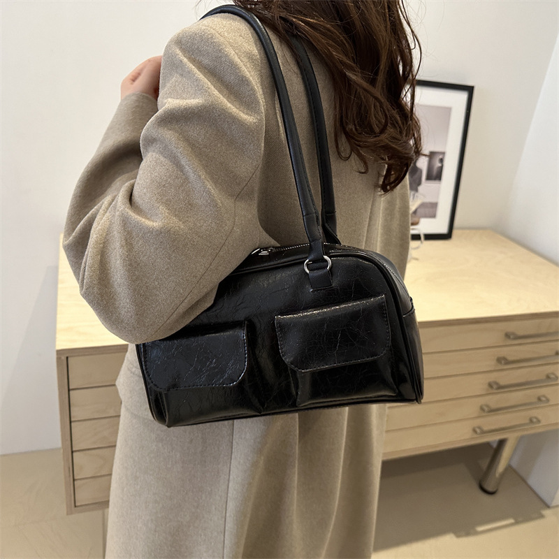 Retro underarm bag for women, new winter 2024, simple and fashionable single-shoulder bag, large-capacity hand-held commuter bag Specification drawing