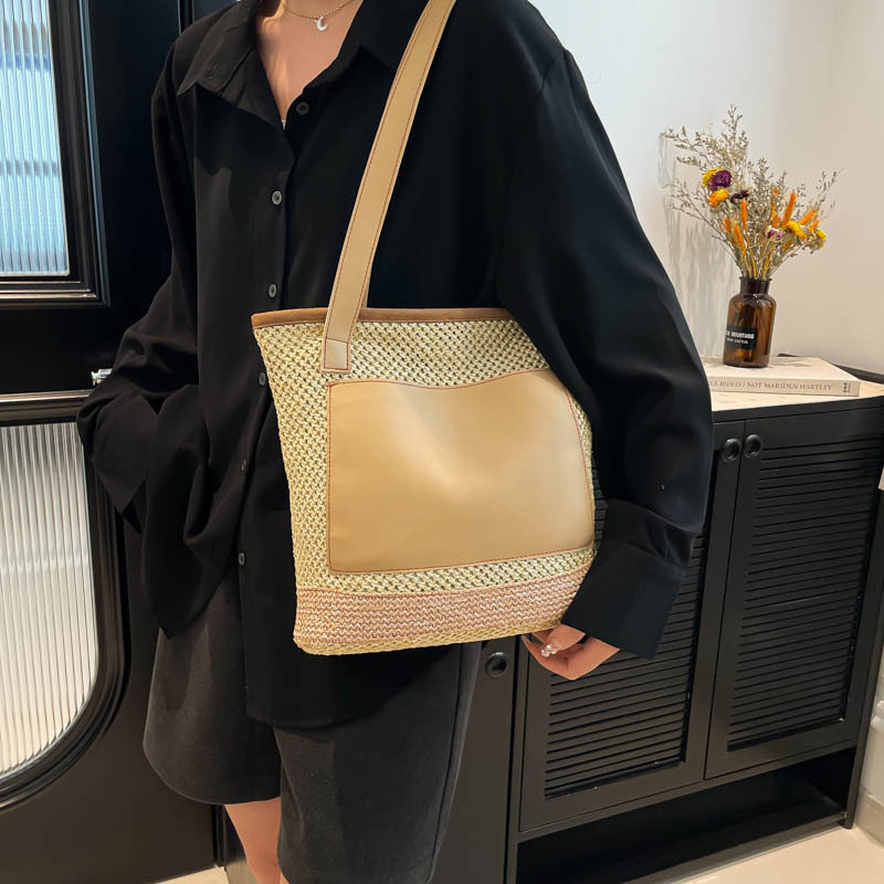 Beach vacation bag for women, 2025 new style, trendy and fashionable woven single-shoulder bag, large capacity tote bag, straw woven bag details Picture