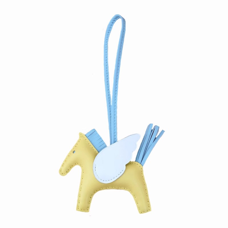 H family hand-sews high-end genuine leather angel Pegasus bag pendants, cute women's handbag pendants, car keychains Item Picture
