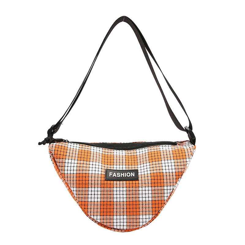 A new trendy and versatile triangular bag, a fashionable and simple single-shoulder bag, and a casual checkered crossbody street style bag for wholesale Item Picture