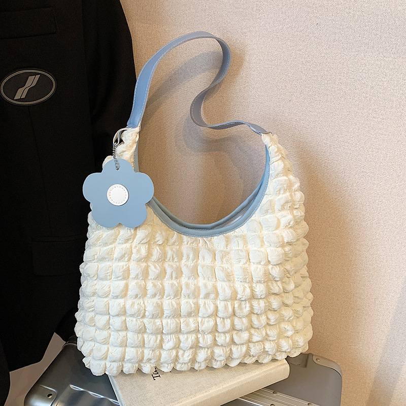 Spring Bags 2025 New Style: Women's Instagram single-shoulder underarm bag, casual and fashionable, trendy commuter tote bag full figure