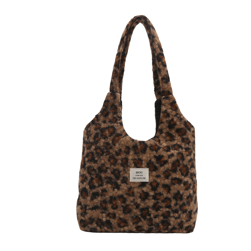 The new winter leopard print plush bucket bag with a fashionable and laid-back style features a unique and stylish design. It is a single-shoulder underarm women's bag Item Picture