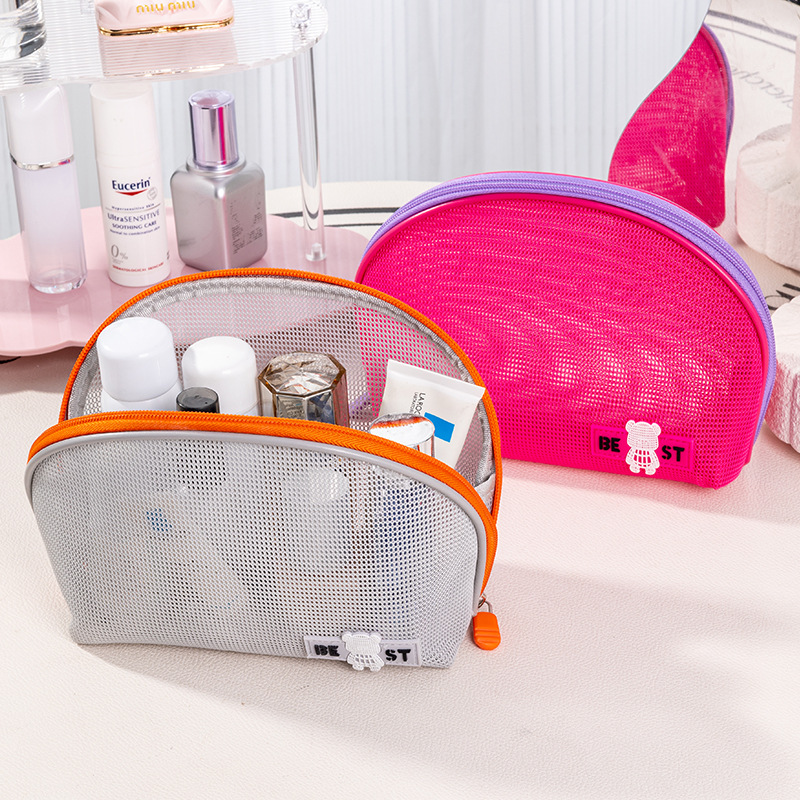 Holiday semi-circular makeup bag, travel makeup bag, hand-held mesh storage bag, mini makeup bag, large capacity, high-end feel details Picture