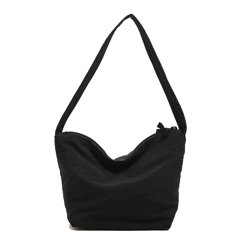 A niche pleated bag with a Korean-style commuting trend, large capacity 2024 cloud crossbody, artistic single-shoulder, and elegant bucket bag Item Picture