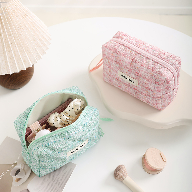 Runhui Bags' new Embroidered Dream Octagonal makeup bag, travel cosmetics storage bag, makeup bag with large capacity and a high-end feel Specification drawing