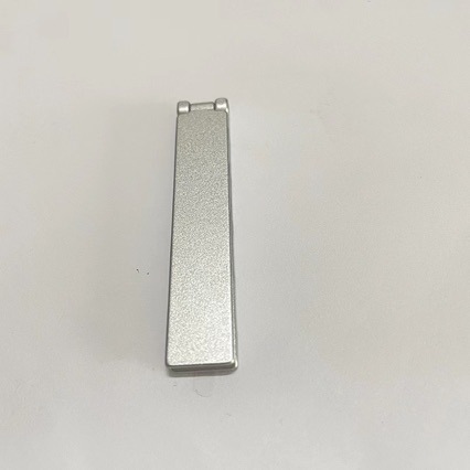 Straight bracket full figure