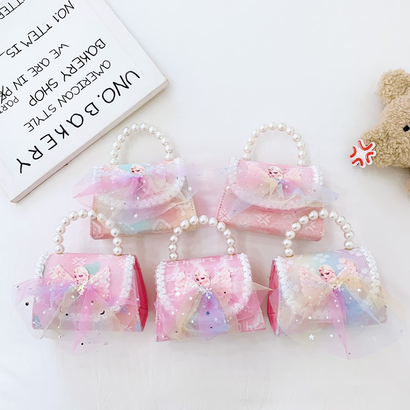 Large princess crossbody single-shoulder bag, new children's bag, cute bow single-shoulder bag, girls' pearl handbag Application Scenario