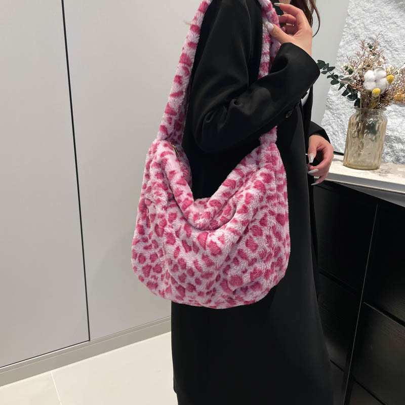 Autumn and winter plush single-shoulder bag, fashionable and cute, colorful leopard print underarm bag, casual large-capacity shopping bag for strolling details Picture
