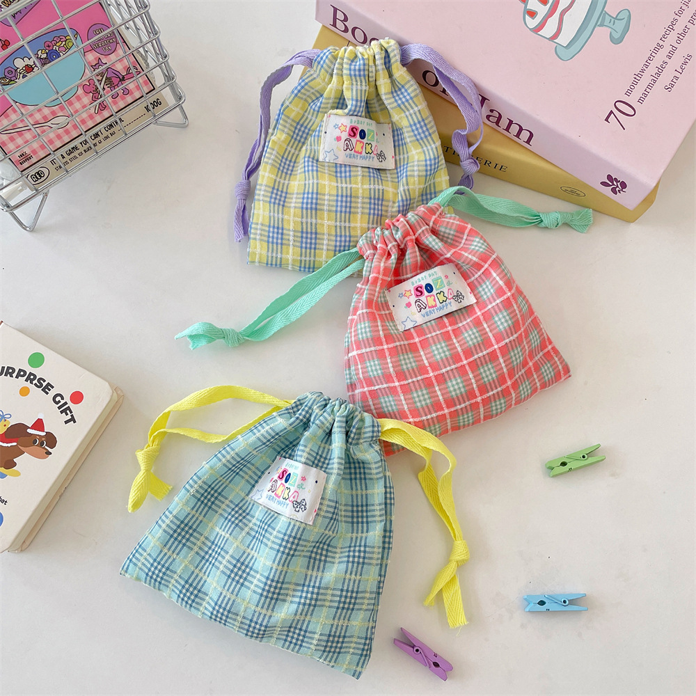 5746 Summer Color-blocking checkered Drawstring Bag with a drawstring opening, Red makeup touch-up bag, Travel Portioning bag details Picture