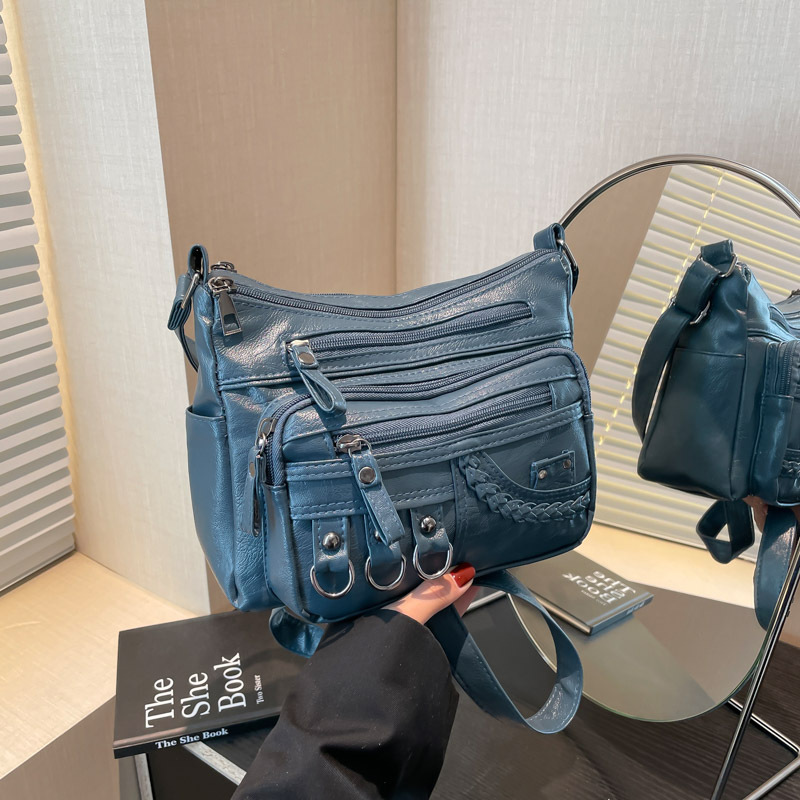 The new 2025 cross-border fashion large-capacity crossbody bag, a simple and multi-layered soft leather-like single-shoulder bag in Korean style full figure