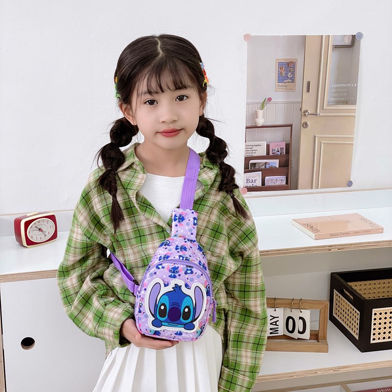 The 2025 new children's coin purse, fashionable cartoon casual small backpack, cross-border style crossbody bag for boys and girls, is a trend details Picture