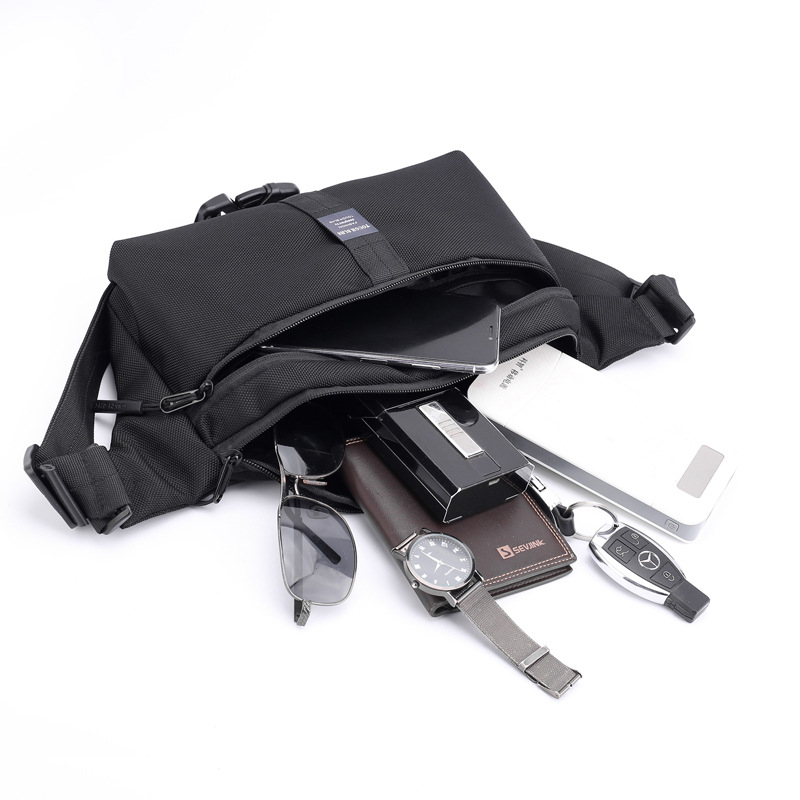 New men's and women's trendy crossbody bag, Korean-style casual chest bag, outdoor water-resistant waist bag, large-capacity single-shoulder backpack Application Scenario