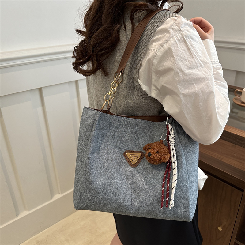 Retro color-blocking large-capacity bag for women, new Spring 2025, niche quality casual single-shoulder bag, fashionable tote bag Specification drawing