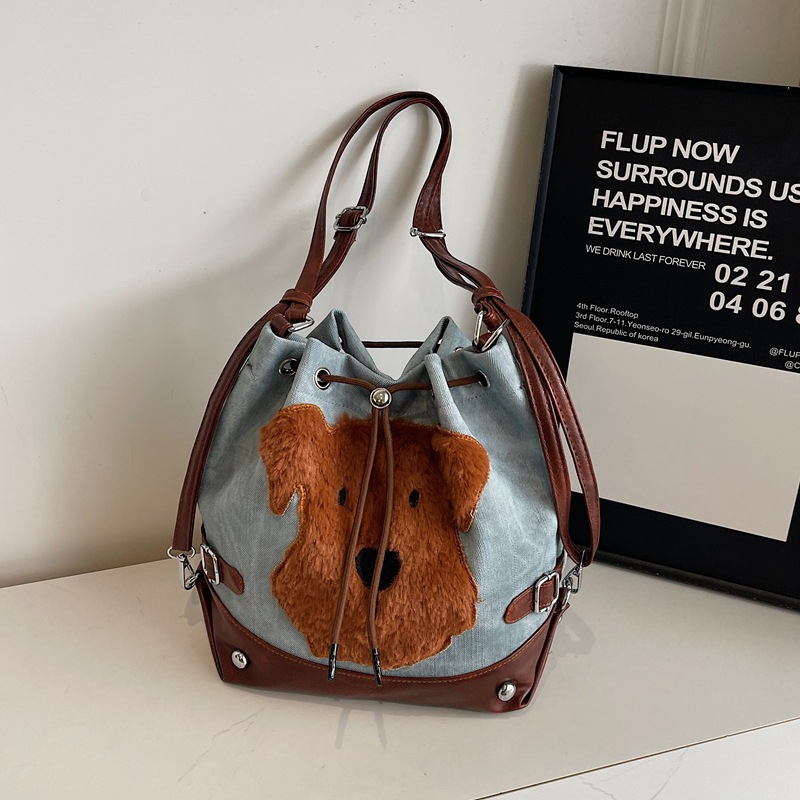 Cute and versatile crossbody bag for commuting, plush and adorable dog tote bag, large-capacity backpack with Korean school style full figure
