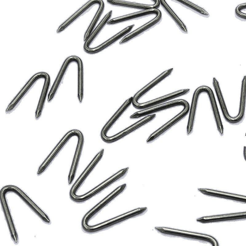 Iron mesh nails, U-shaped nails, steel wire mesh horse-riding nails, fence nails, wooden nails, fixing things, iron nails, Amazon factory consignment Item Picture
