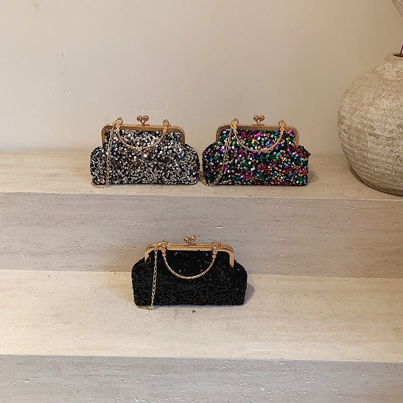 Sequined shell bag 2024 new trendy, fashionable and shiny handbag, stylish and versatile chain crossbody bag Application Scenario