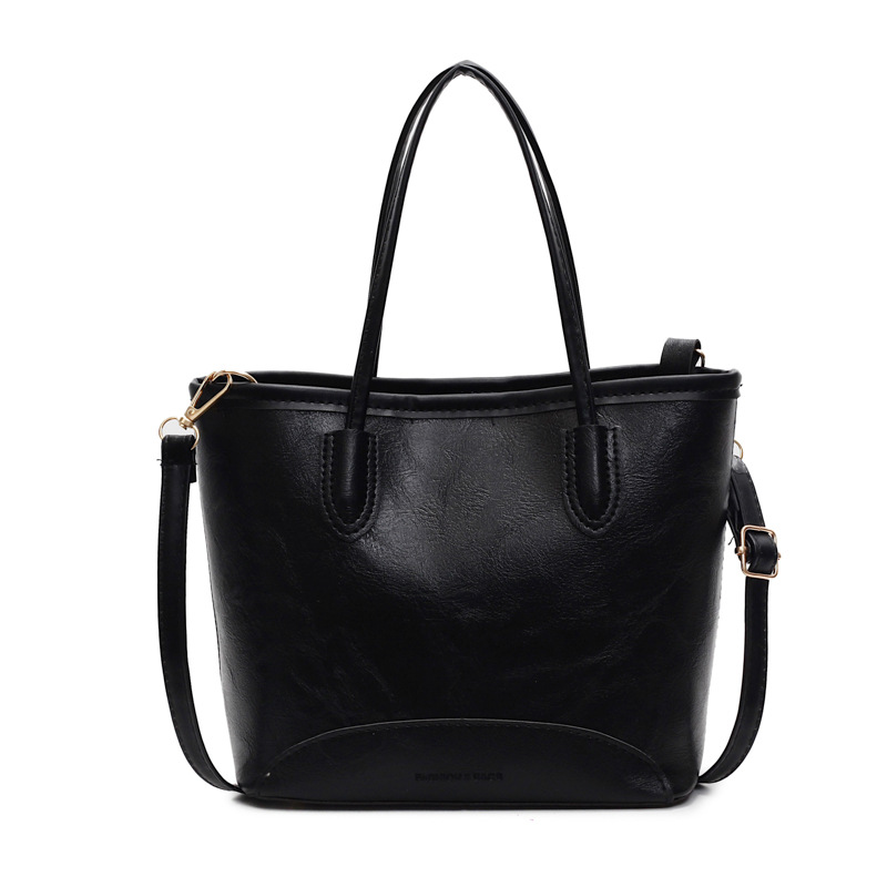 This year, retro bags with large capacity for women are in fashion. The new spring 2025 casual crossbody bag and commuting hand-held bucket bag are all popular Item Picture