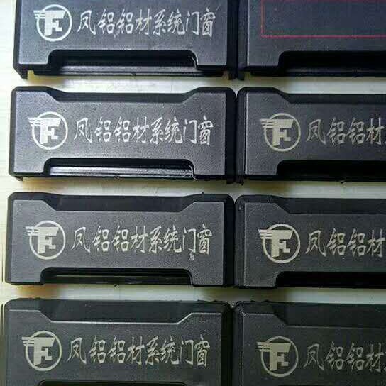 Black glass gasket, window and door plastic deflector cover pad, nylon window and door plastic accessories, corner code Application Scenario