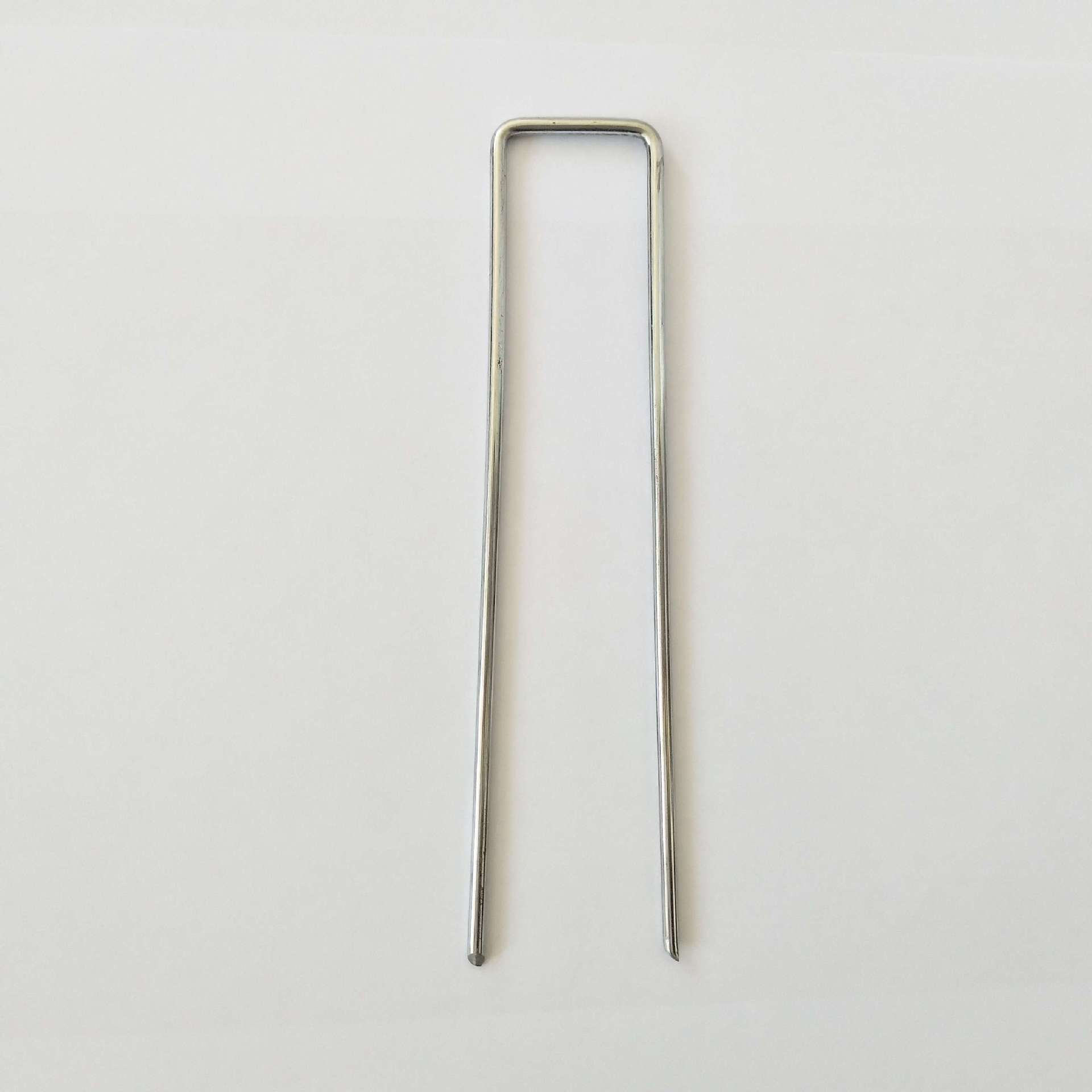 In-stock galvanized U-shaped ground nails, metal fixed greenhouse ground film nails, anti-grassland fabric nails, garden ground nails, 15cm long Specification drawing