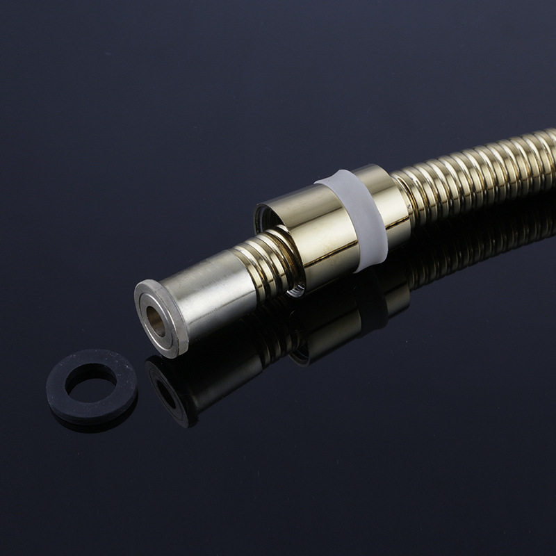 Factory direct sales of encrypted titanium gold shower heads, EPDM inner tubes, shower head hoses, wholesale titanium gold shower heads details Picture