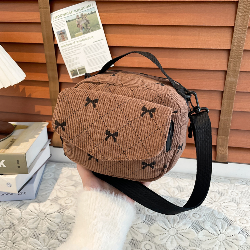 Sweet bow check single-shoulder armpit crescent bag 2025 Summer New simple and casual large capacity handbag Specification drawing