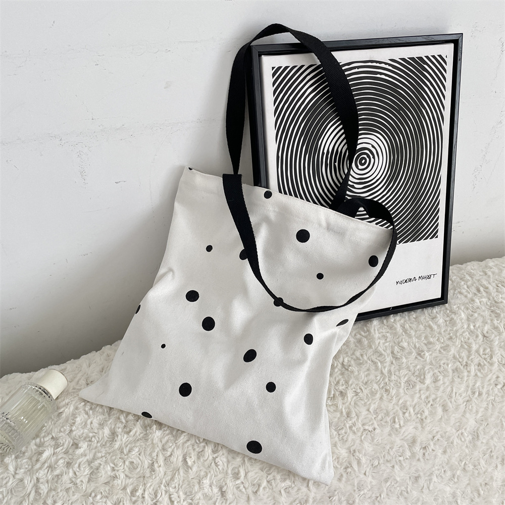 55271 Printed polka dot canvas bag, large-capacity single-shoulder bag, simple student schoolbag, open canvas bag Application Scenario