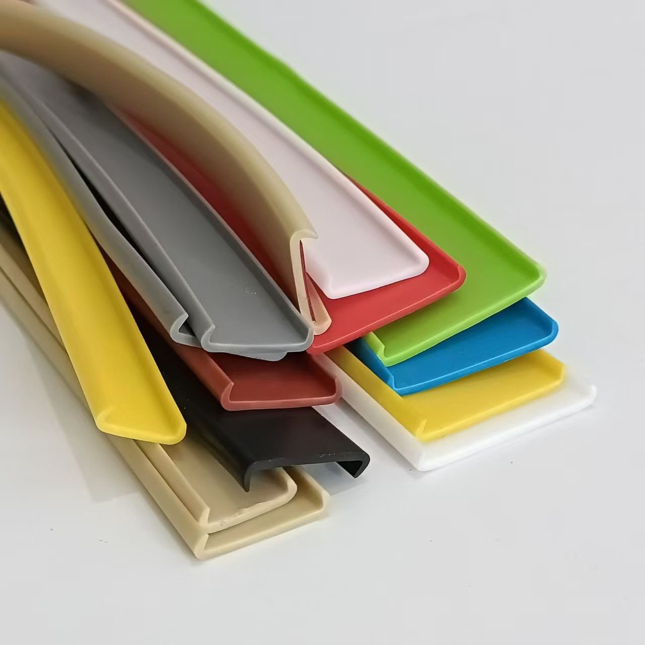 Home furniture, kitchen cabinets, tables and chairs self-adhesive U-shaped edge collision sealing color decorative sealing strip manufacturer details Picture