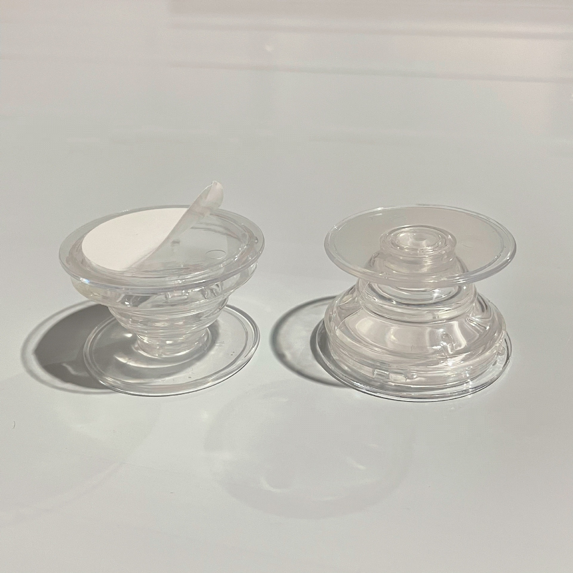 DIY transparent airbag stand material acrylic glue for mobile phone cases, transparent airbags, retractable mobile phone stands Application Scenario