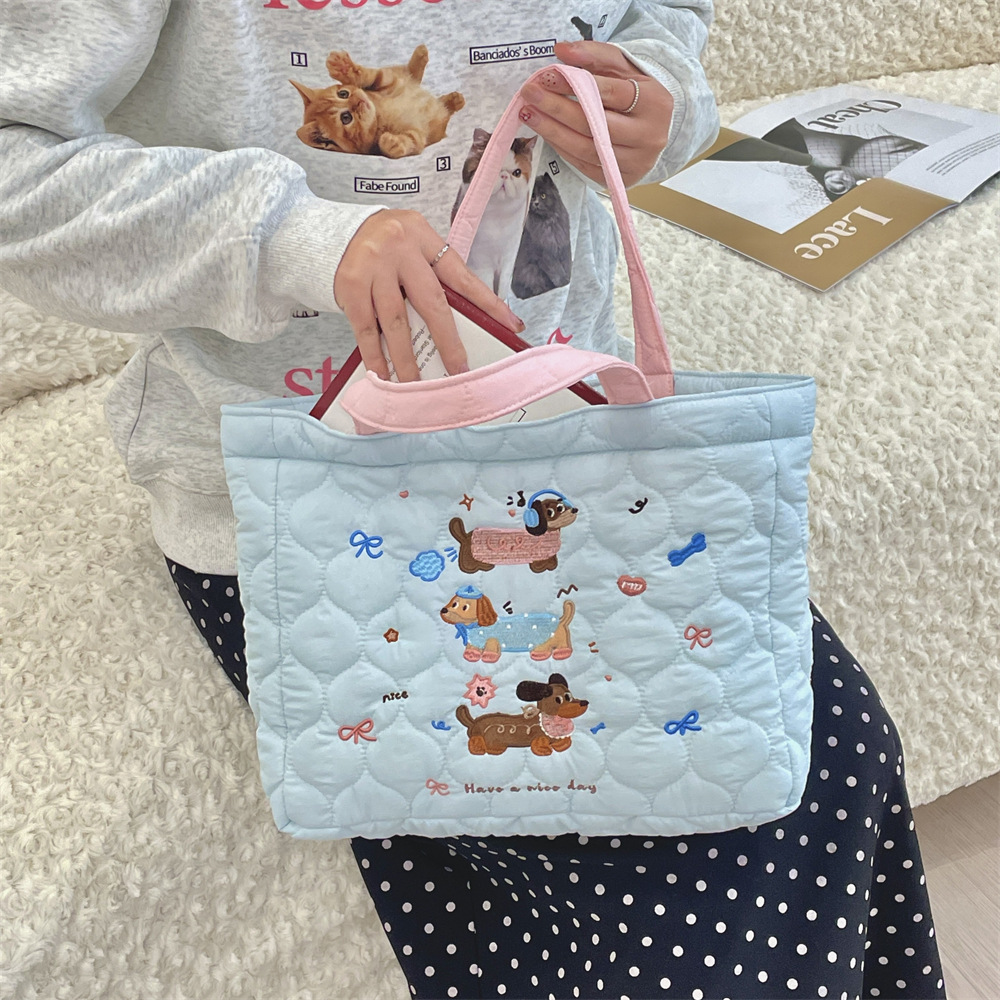 49243 Korean ins quilted cute puppy embroidered handbag, tote bag, women's shopping bag for shopping, bento bag details Picture
