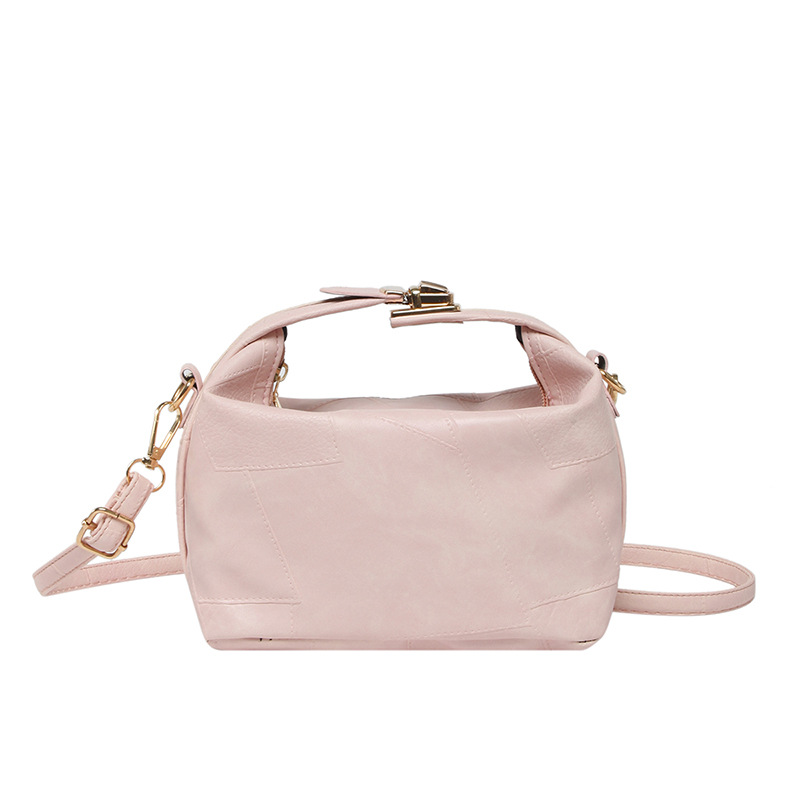 The new Spring 2025 casual women's commuter underarm bag with soft leather and large capacity crossbody is a cross-border trend Item Picture