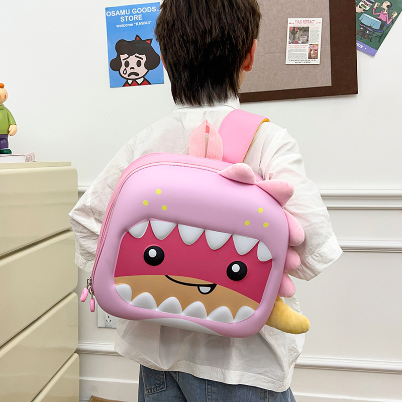 Kindergarten hard shell schoolbag, cartoon little dinosaur eggshell backpack, small and medium-sized class children's backpacks, boys' and girls' backpacks Application Scenario