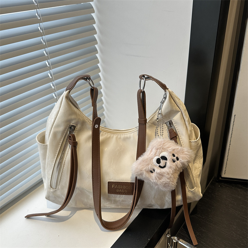 Maillard Fashion Commuter Bag Women 2025 New Spring Casual, Versatile, Retro, large-capacity single-shoulder crossbody bag full figure