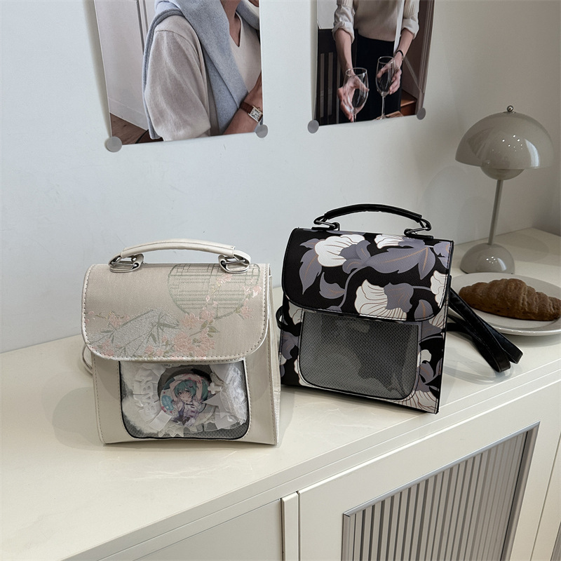 This year, the popular women's backpacks, the 2025 new crossbody bags for women, and the stylish and versatile single-shoulder handbags on Instagram are all in vogue Application Scenario