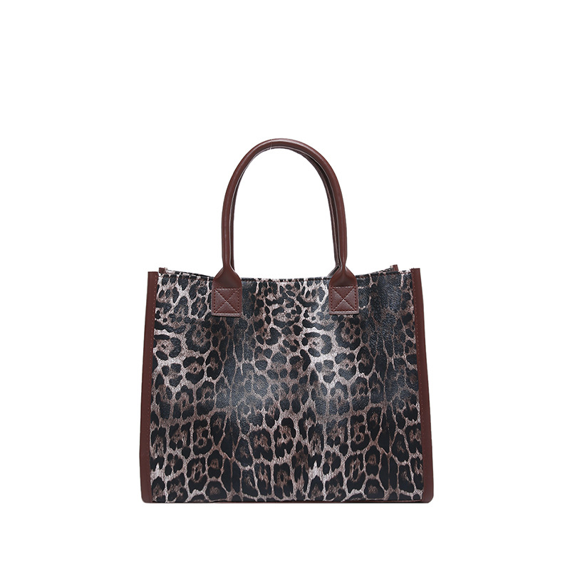 A versatile leopard print single-shoulder underarm bag and a large-capacity commuter tote handbag for women in winter 2024 Item Picture