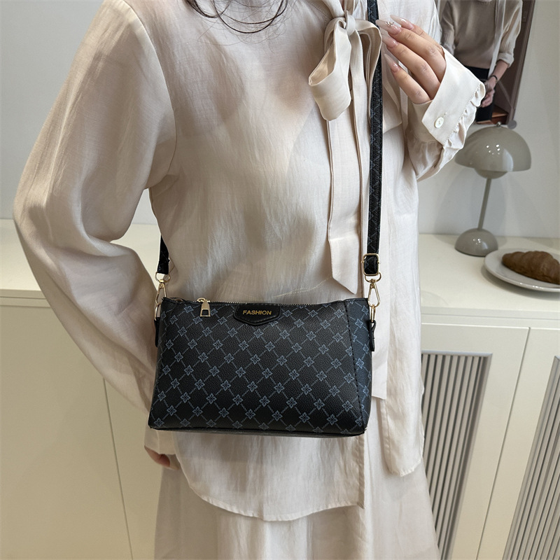 New trendy women's bags: casual and fashionable floral fabric crossbody bag, women's clutch bag, phone bag, coin purse, and small women's bag details Picture