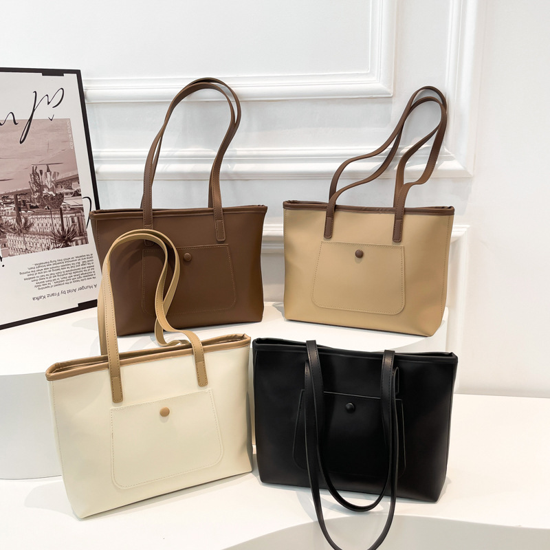 Large-capacity women's 2024 new versatile and simple single-shoulder crossbody bag, high-end college student commuting tote bag Application Scenario