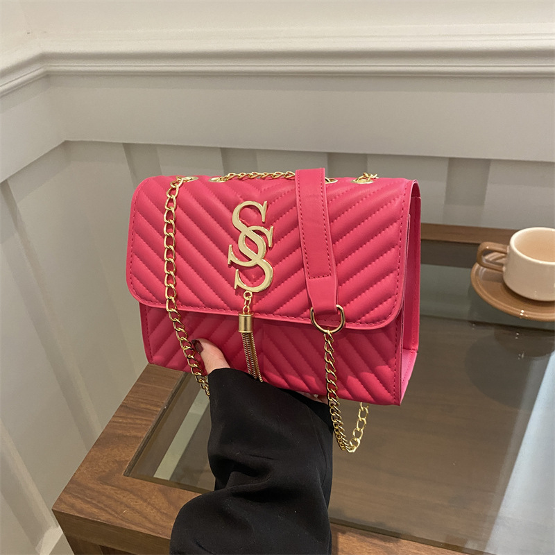 Casual women's crossbody bag 2025 new style, women's retro diamond-shaped small square bag, fashionable and simple single-shoulder bag full figure