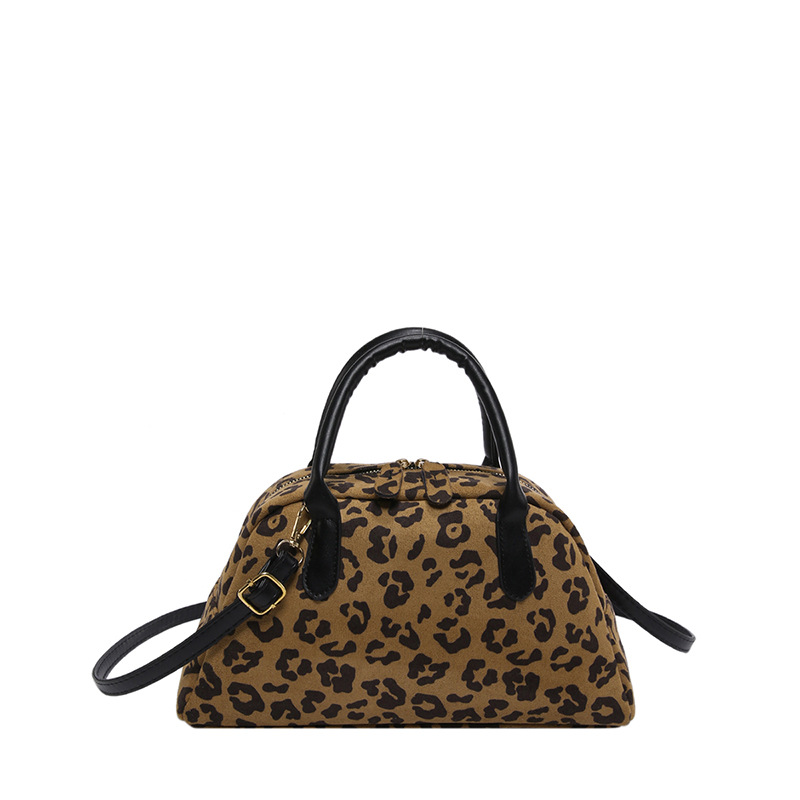 Retro leopard print hand-held Boston bag 2024 new autumn and winter single-shoulder handbag for women, a high-end crossbody bag Item Picture
