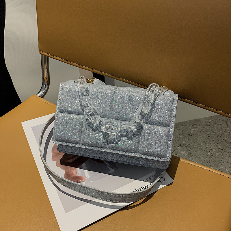 The new trendy and fashionable chain-embossed single-shoulder crossbody with sequins and simple hand-held small square bag for cross-border women in 2025 full figure