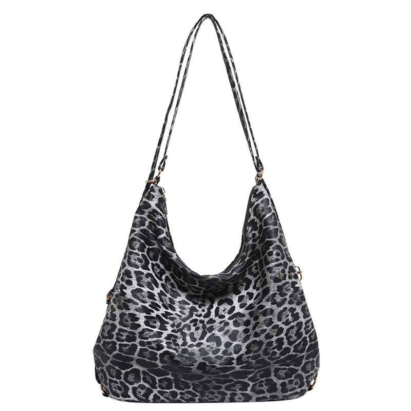 Retro leopard print laid-back style single-shoulder women's bag 2024 Winter new stylish Korean-style underarm tote bag for commuting to school Item Picture