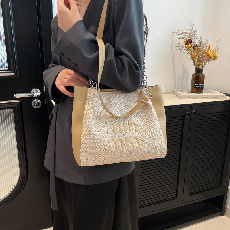 A fashionable and trendy single-shoulder bag for women in spring 2025, a simple tote bag with a sense of high-end commuting crossbody for women Specification drawing