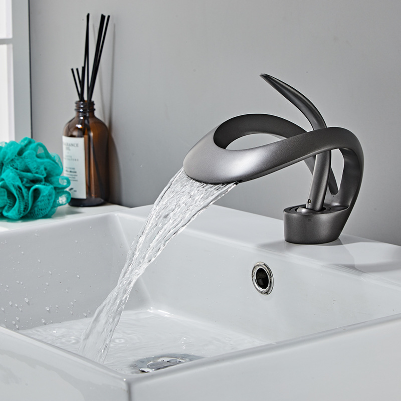 Copper waterfall splash-proof washbasin faucet, cold and hot dual-purpose washbasin faucet, under-counter basin, cold and hot water faucet, washbasin Application Scenario