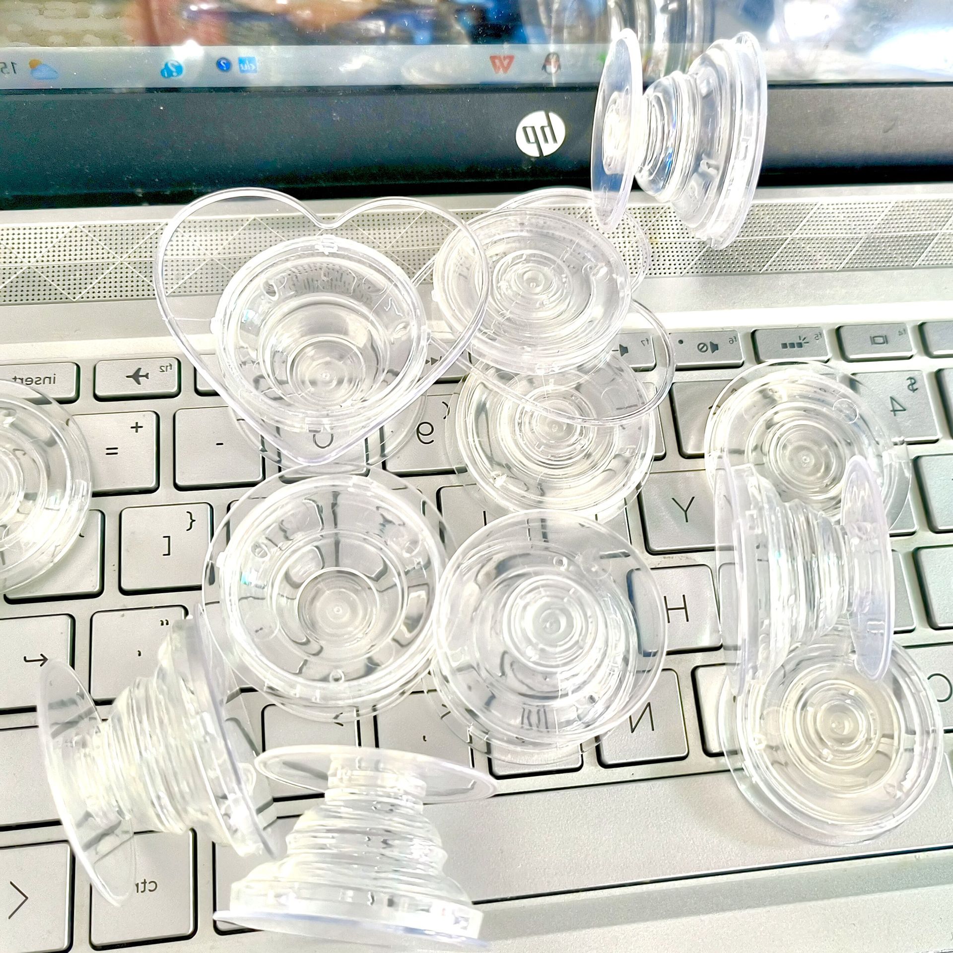 DIY transparent airbag stand material acrylic glue for mobile phone cases, transparent airbags, retractable mobile phone stands full figure
