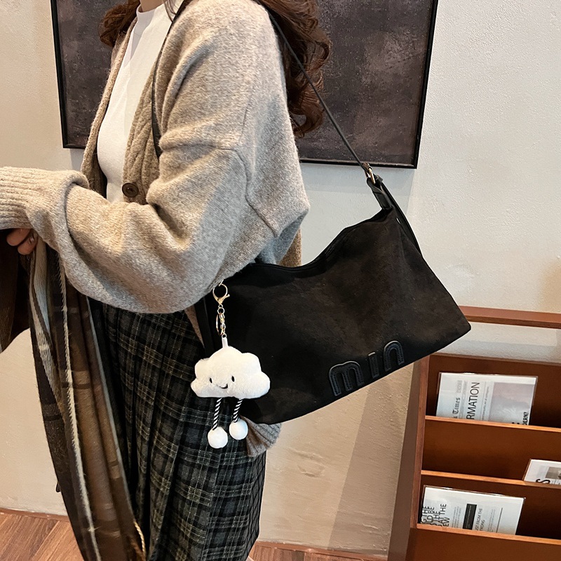 Cross-border commuting large-capacity bag, new winter 2024 women's bag, fashionable and retro single-shoulder bag, high-end tote bag Specification drawing