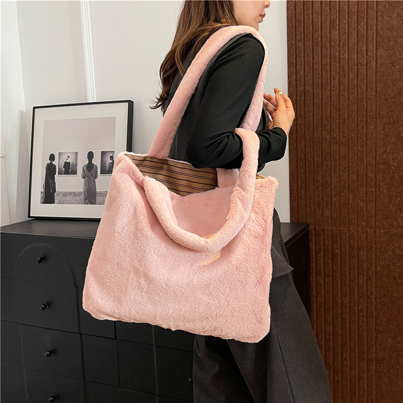 Leopard print fur Tote bag for women 2024 New large-capacity single-shoulder bag for commuting women, fashionable and versatile handbag Specification drawing