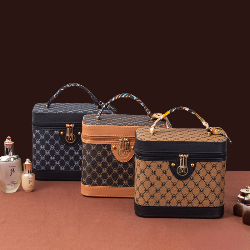 2024 new retro large-capacity makeup bag, multi-functional cosmetics storage box, portable waterproof suitcase box Specification drawing