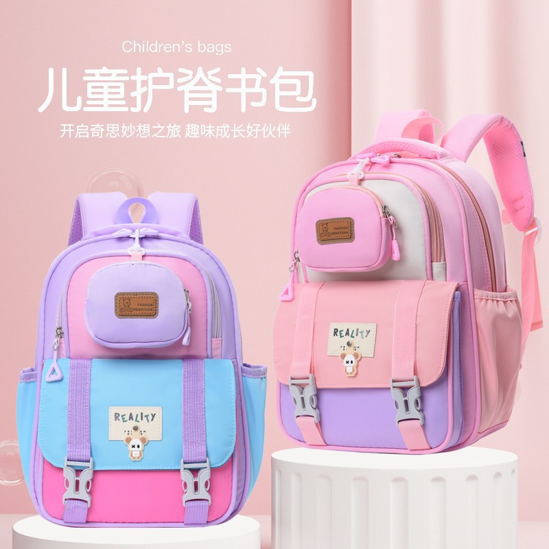 The 2025 new style of children's backpack is fashionable and has a high appearance level. It is lightweight, lightweight and has a large capacity for primary school students in grades 1-2 Application Scenario
