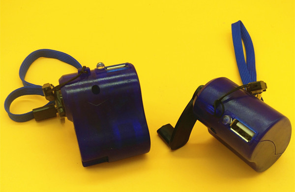 Hand-cranked emergency charger, USB hand-cranked charger, travel hand-cranked charger Specification drawing